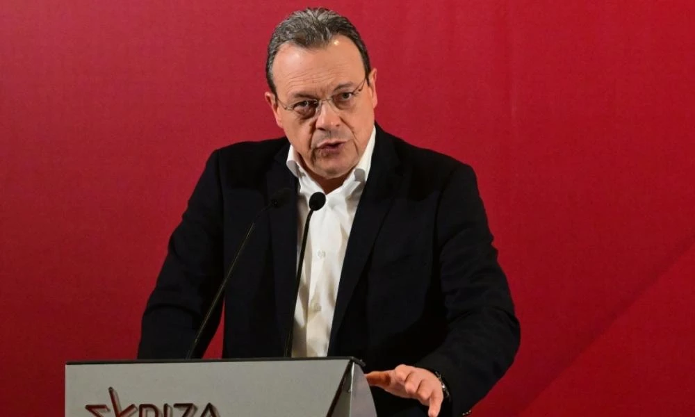 Φάμελλος κατά Κωνσταντοπούλου: «Κατέβαινε στα συλλαλητήρια μαζί με τα πιο ακροδεξιά στοιχεία της κοινωνίας»